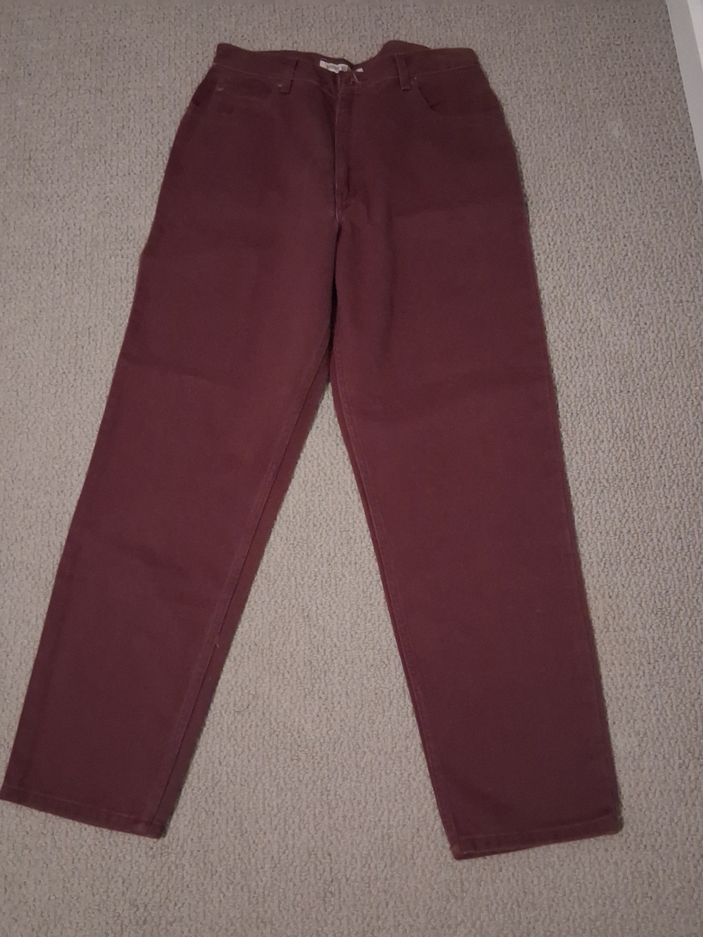 High Sierra Women's Straight-Leg Pants in Burgundy